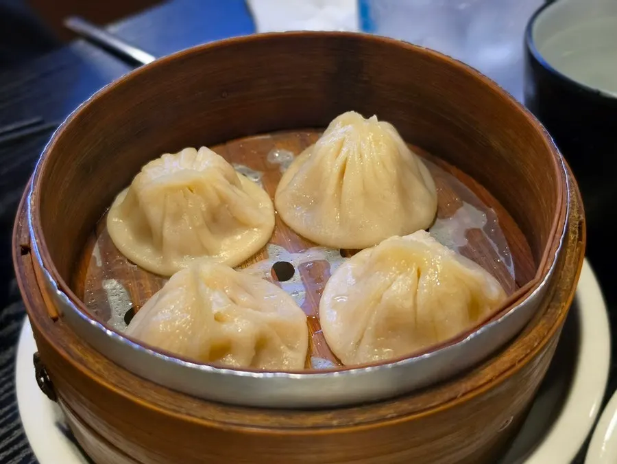 熊貓點心的一籠小籠包
