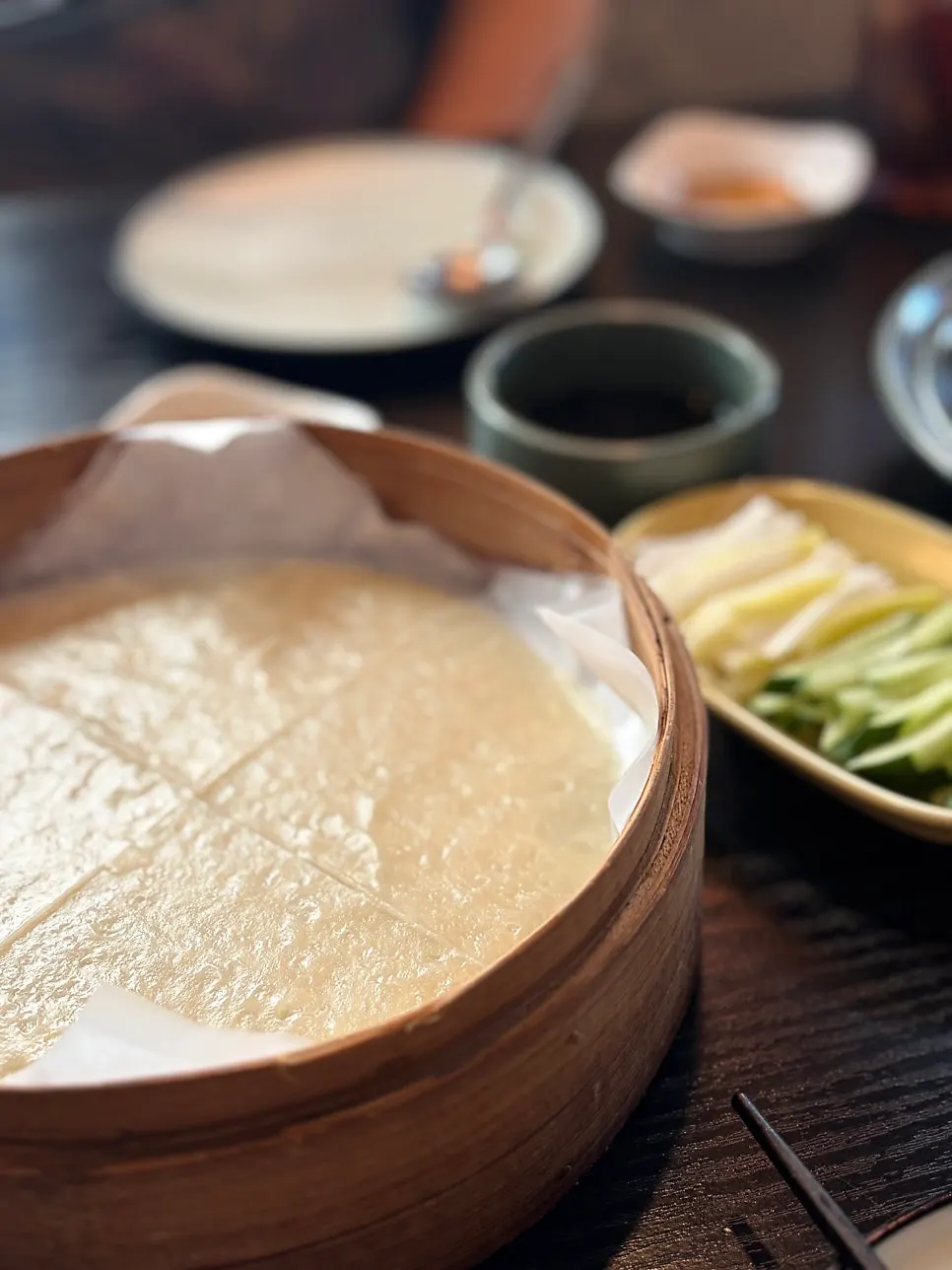 윤기 흐르는 북경오리 반마리