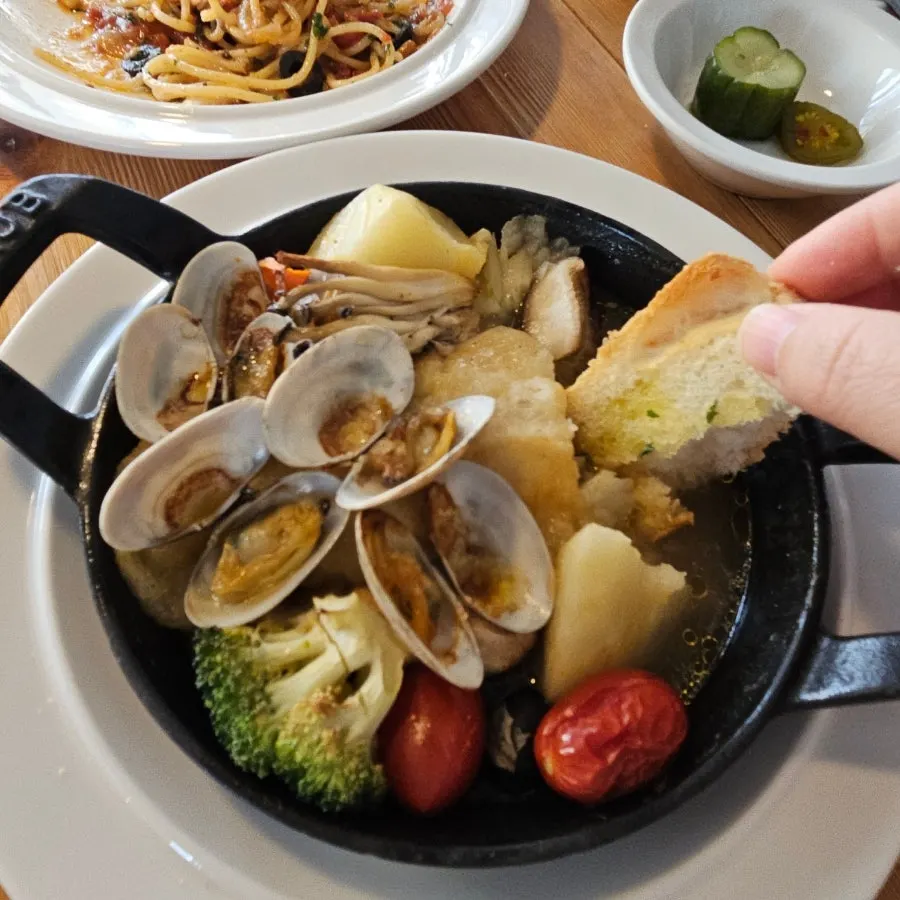 Flounder steak with vegetables