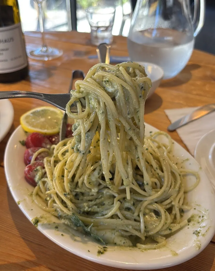 Basil cold pasta to mix before eating