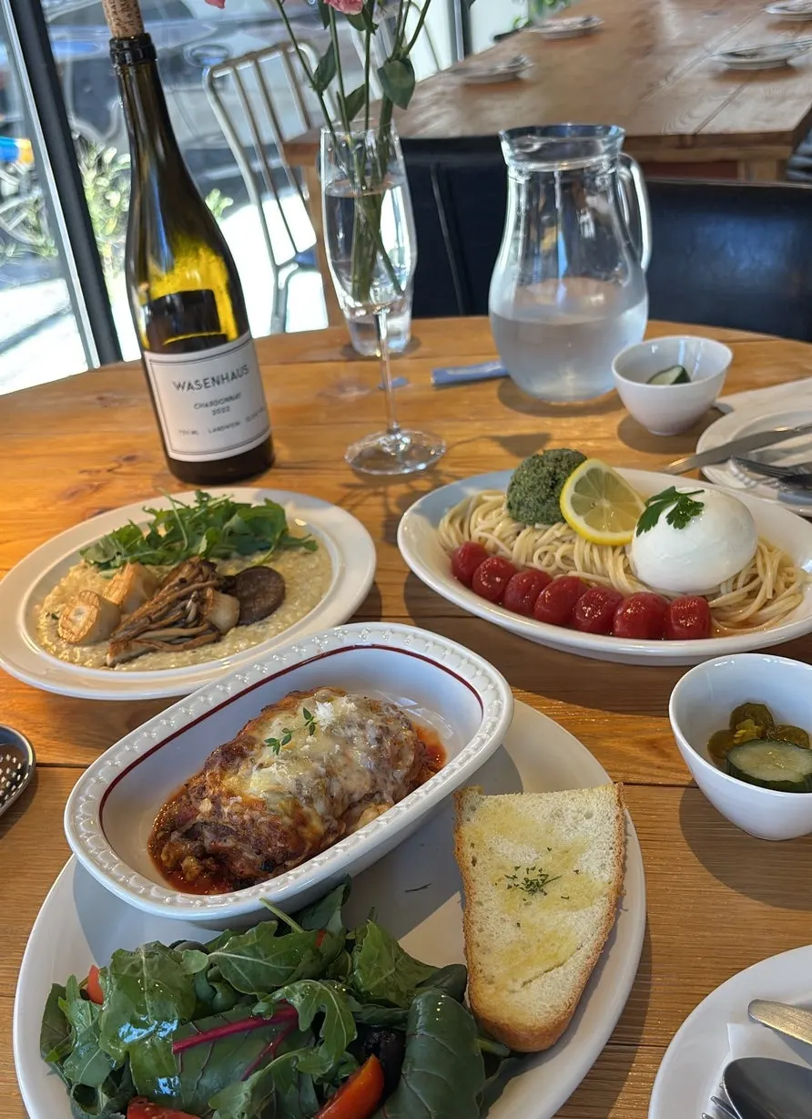 Lasagna served with baguette