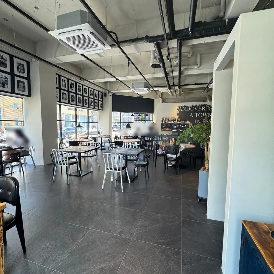 Interior decor with the feel of a European restaurant