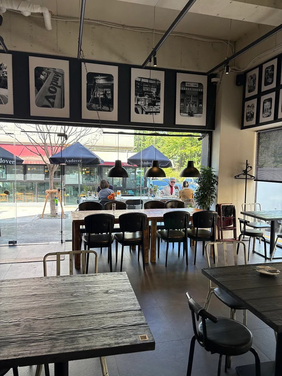 Widely spaced seating inside Andover
