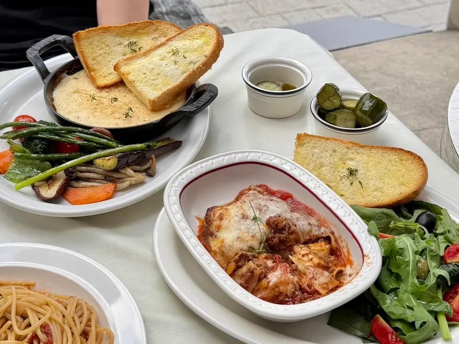 Dishes arranged on the Andover table