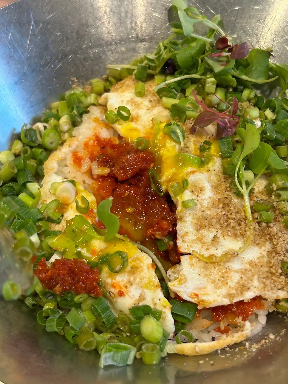 돼지맨숀 청어알 비빔밥