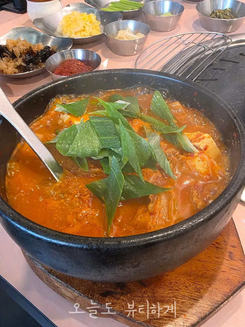 满满是肉的泡菜汤