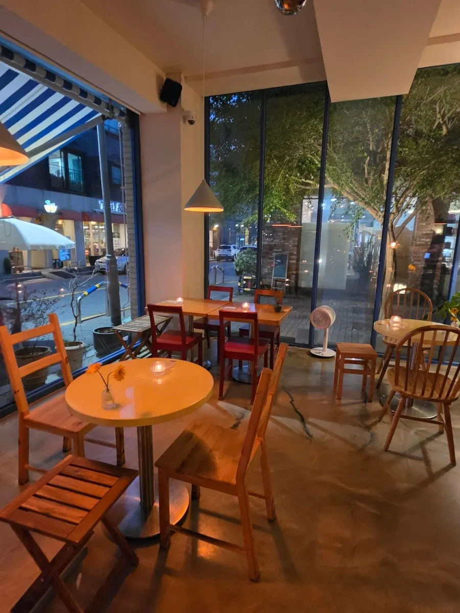 Softly lit indoor space at Meolmeol Pangyo