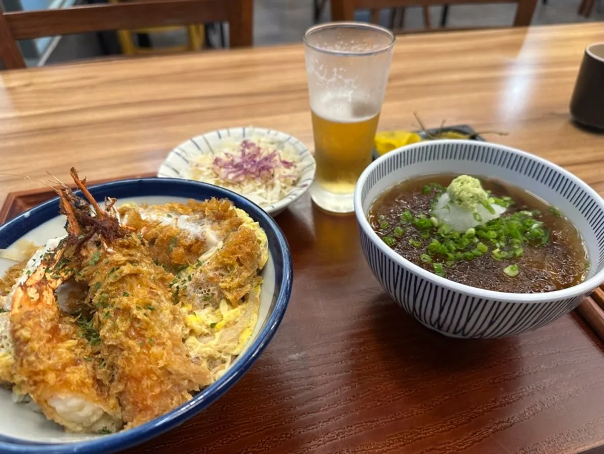 Evening spread of mixed katsu don, cold soba and a one-shot beer