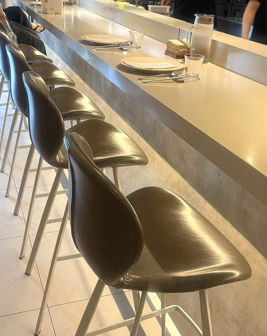 Hall table seating at Kkweda Pangyo branch