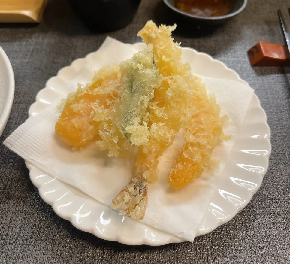 Assorted tempura with shrimp, sweet potato and shishito pepper