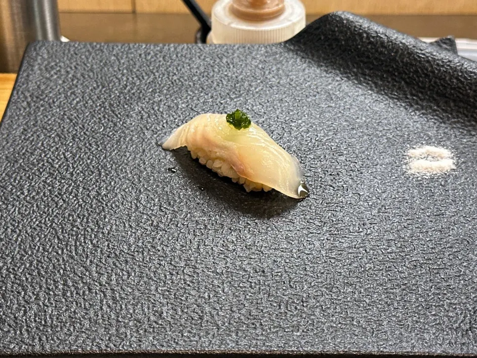 Flounder with uni cream and sea bream with miso sashimi