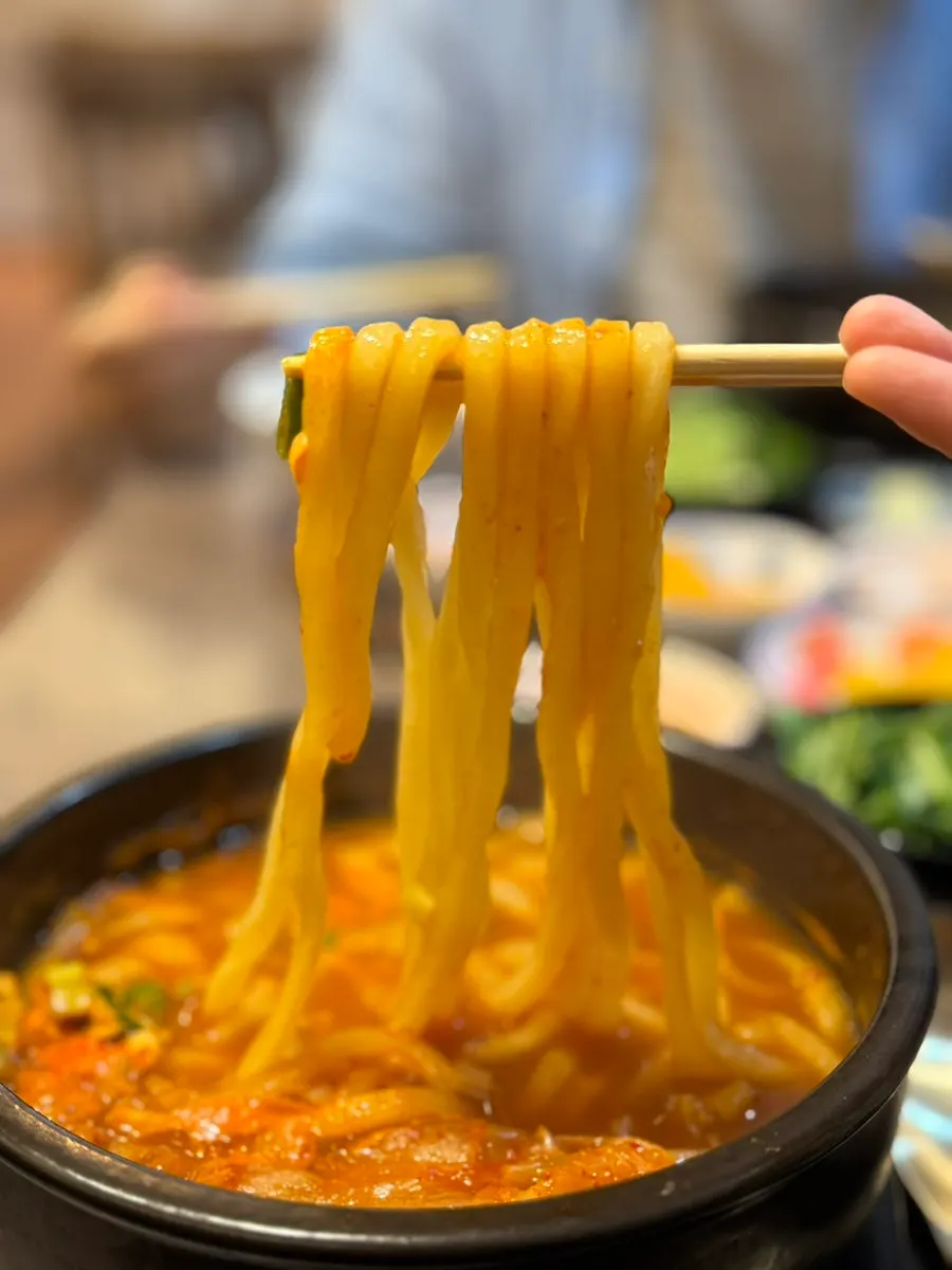 치즈가 흘러내리는 비즐 치즈카츠