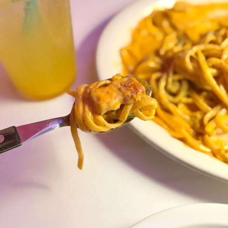 Pasta combining spicy cream sauce and cheese