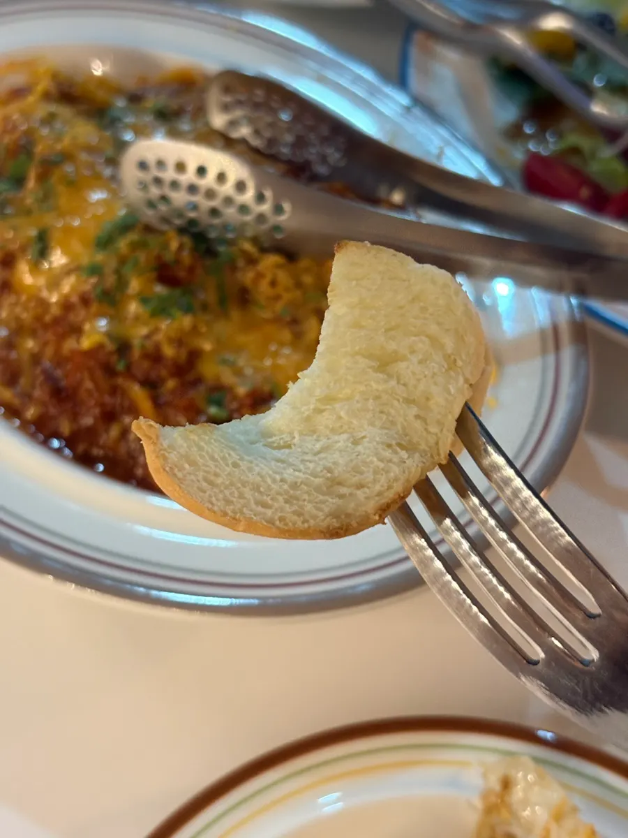 파스타와 함께 나온 식전빵