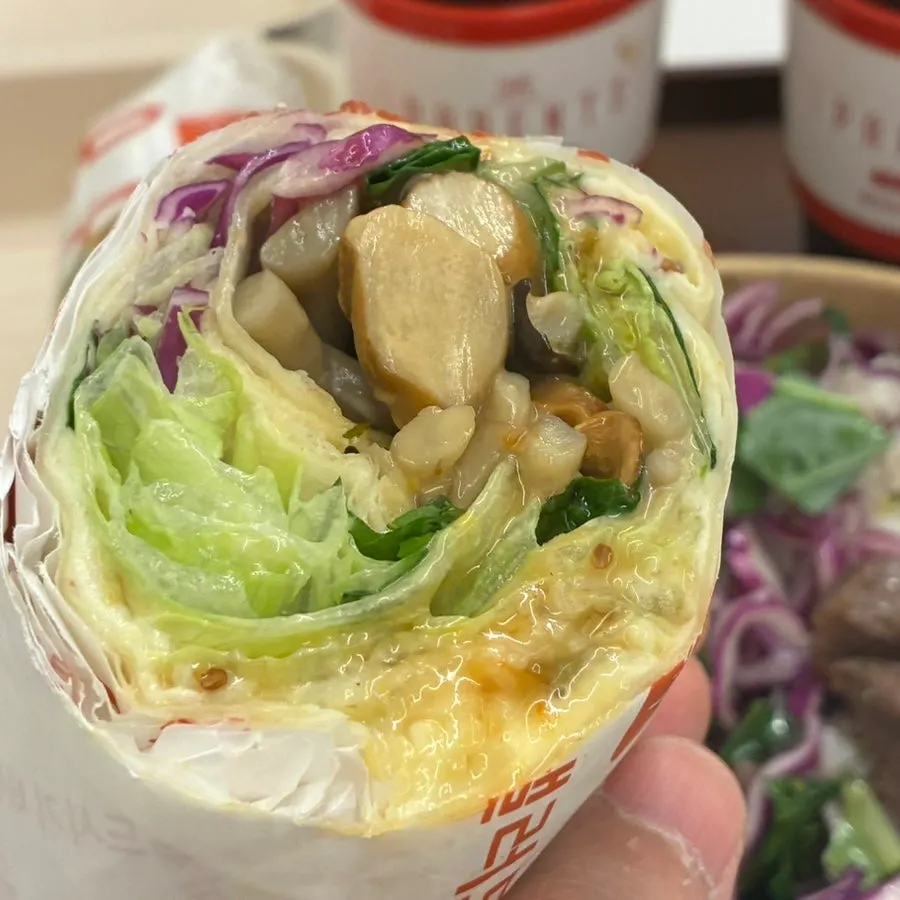 Filling inside the grilled mushroom burrito sandwich