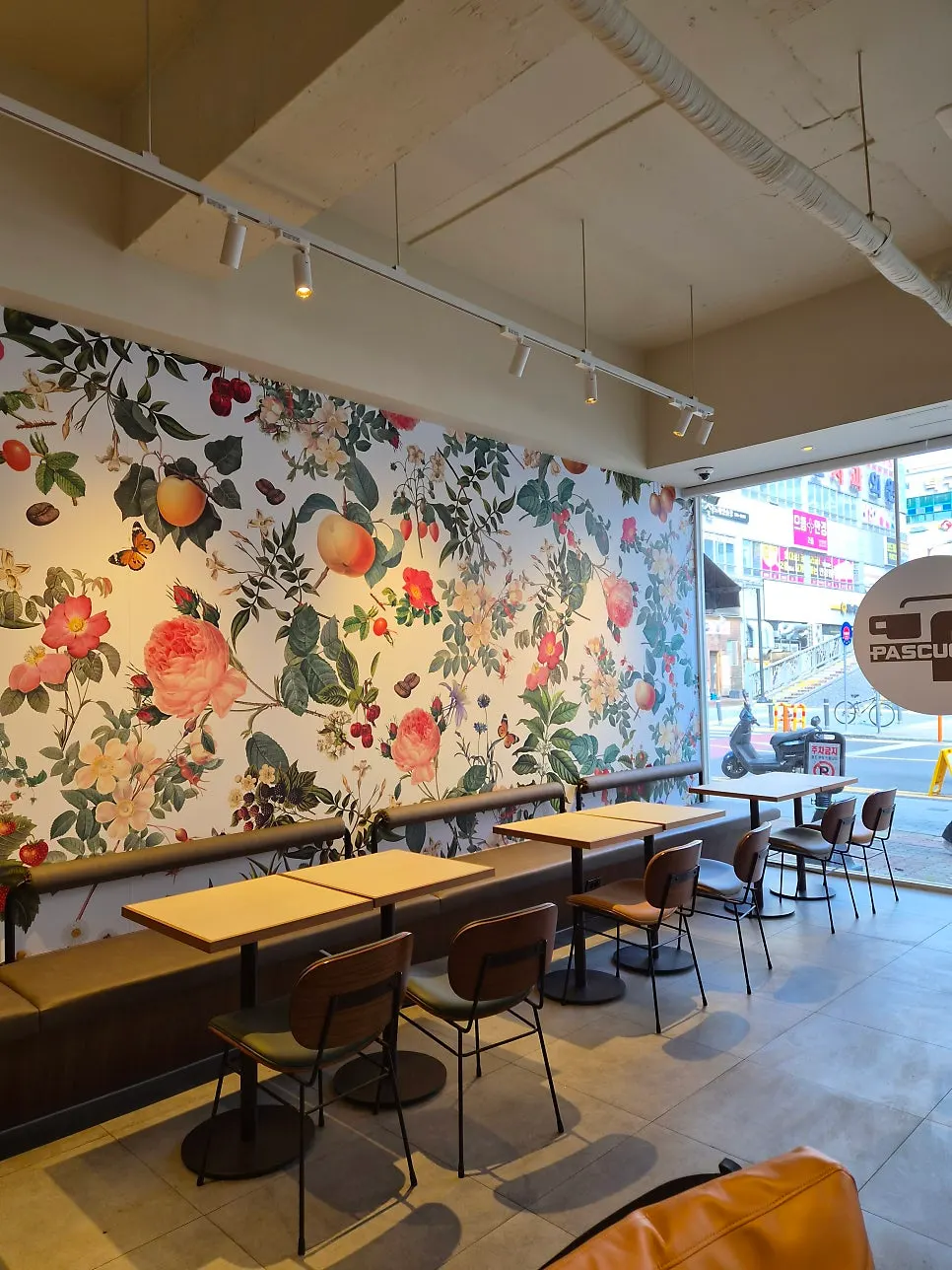 Atmosphere of the seating toward the back of the store