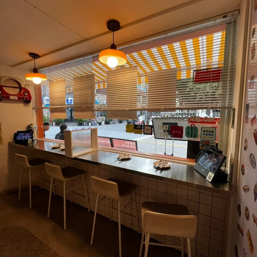 Casual interior of Pasta Han Kki Nowon Main Branch