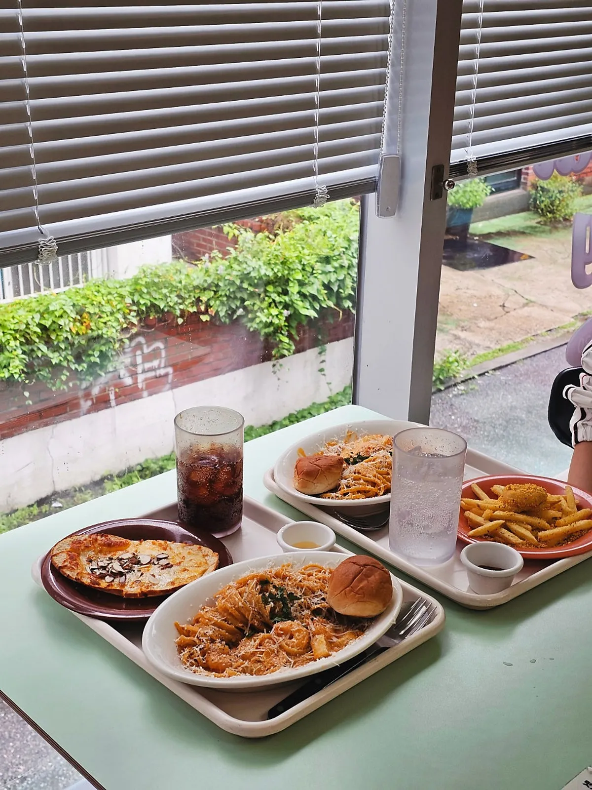 Solo set spread at Pasta Go Hongdae Branch