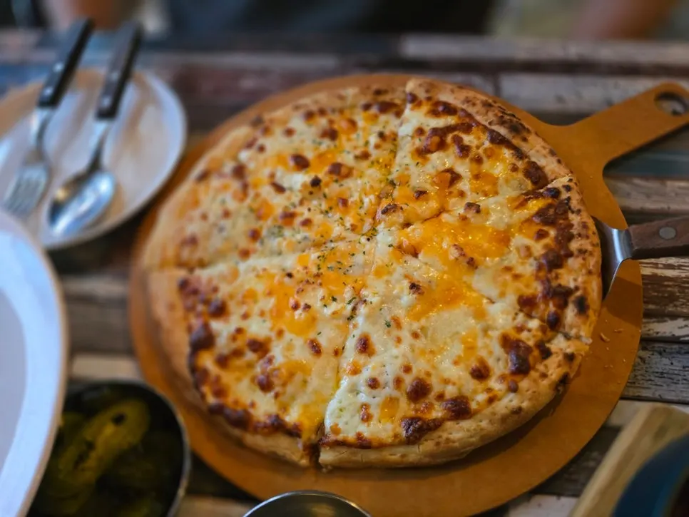 Quattro cheese & honey pizza loaded with cheese