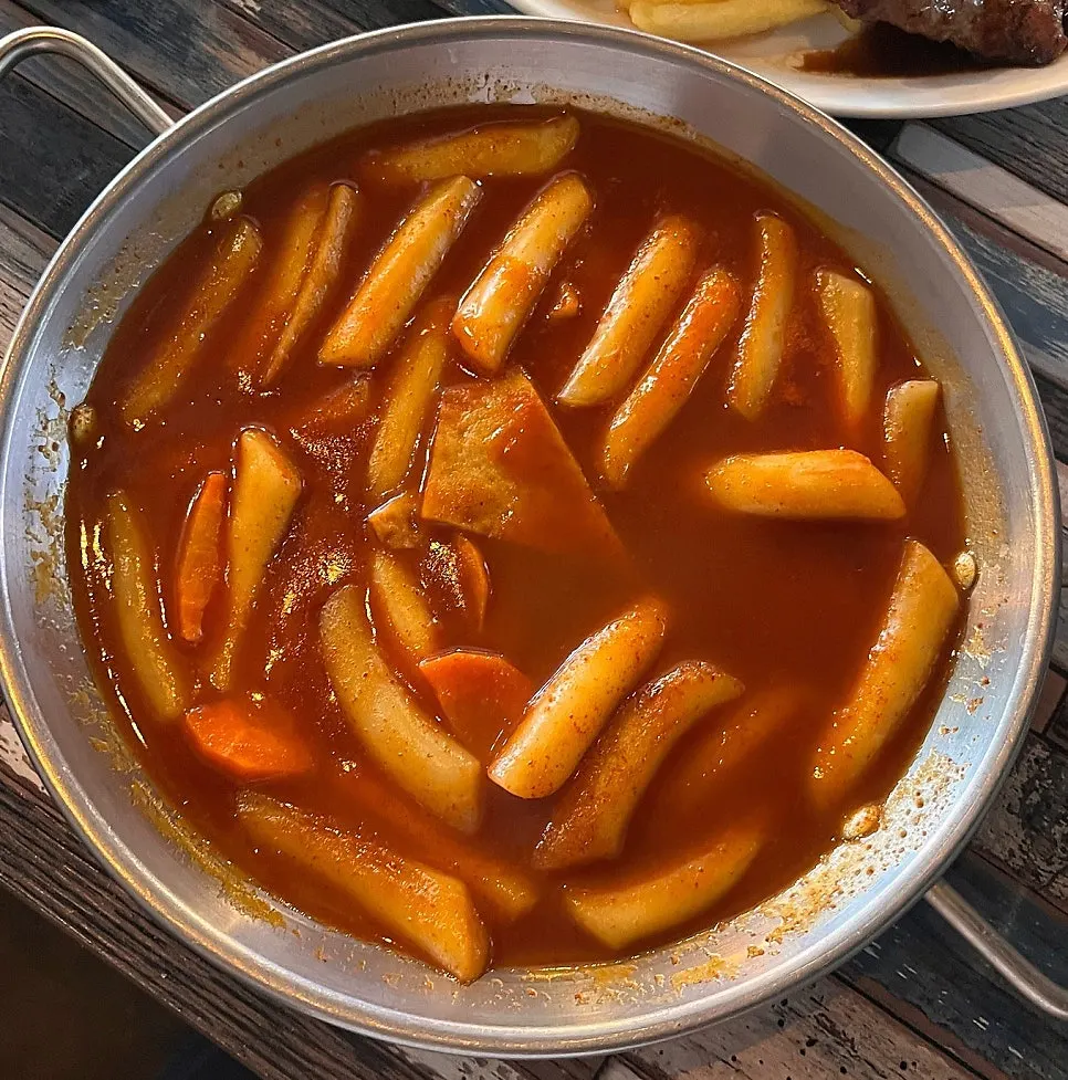 국물 떡볶이 한 그릇