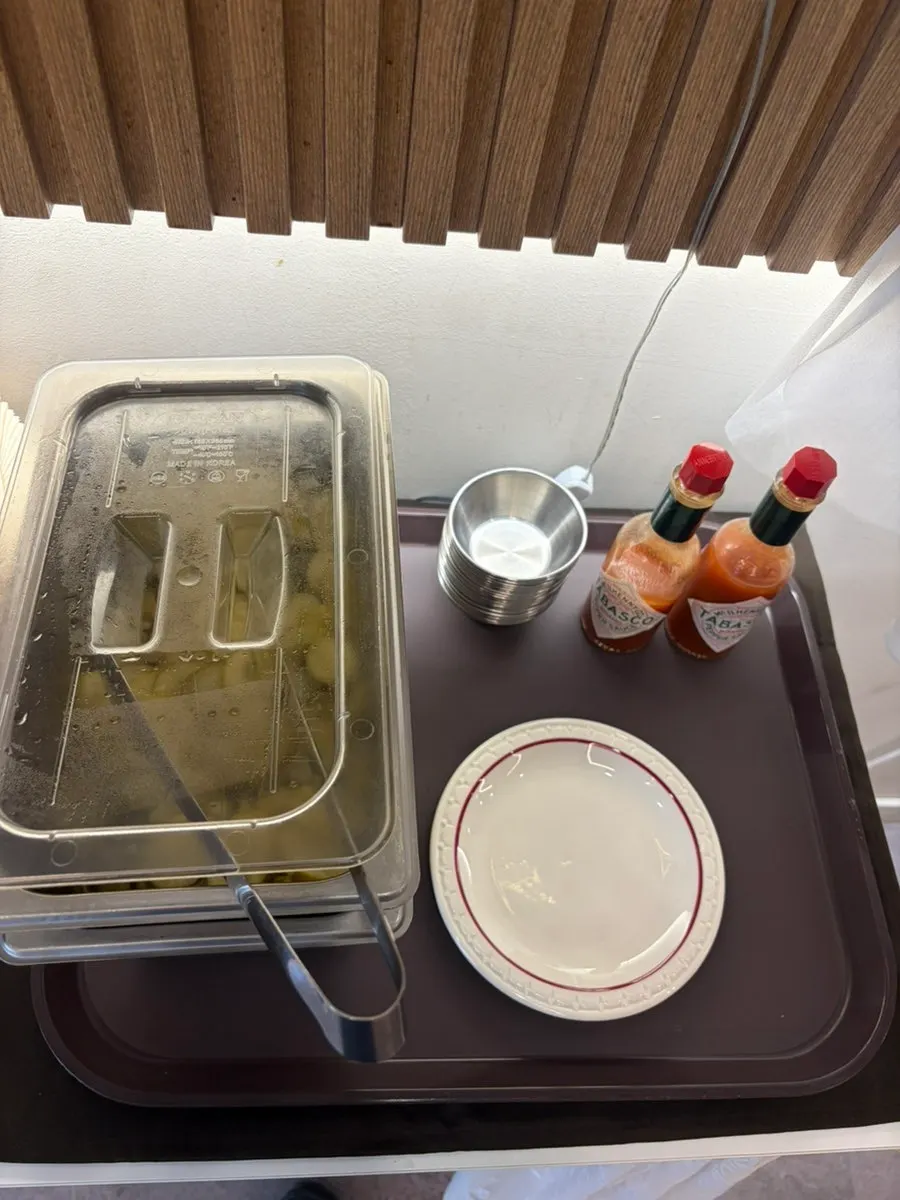 셀프바 옆에 놓인 생맥주 기계