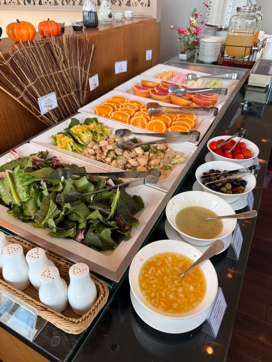 Food prepared at the Hotel Kukdo Patio buffet