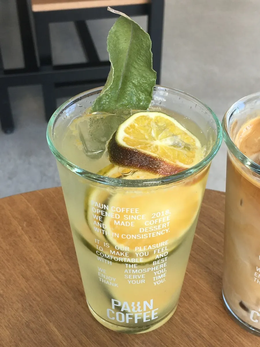 Iced latte made with bean No. 1