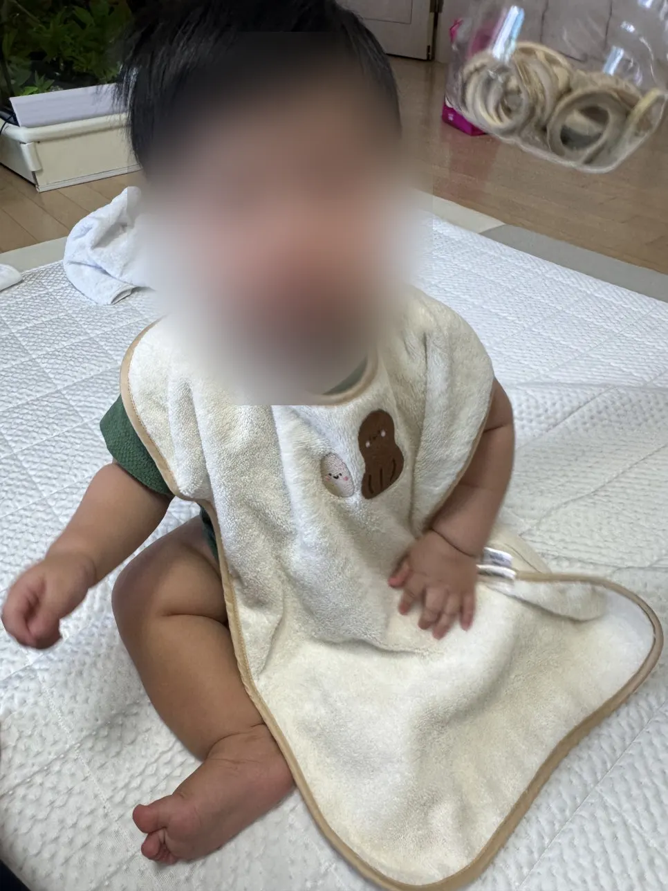 Wash bib bayi merangkap tuala basuh muka dan bib
