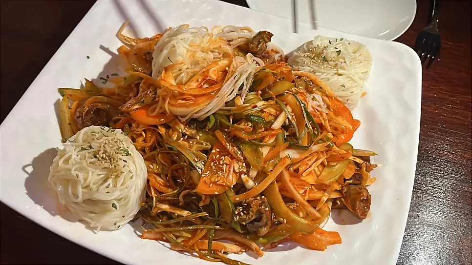 Golbaengi somyeon for dinner at People & Peoples