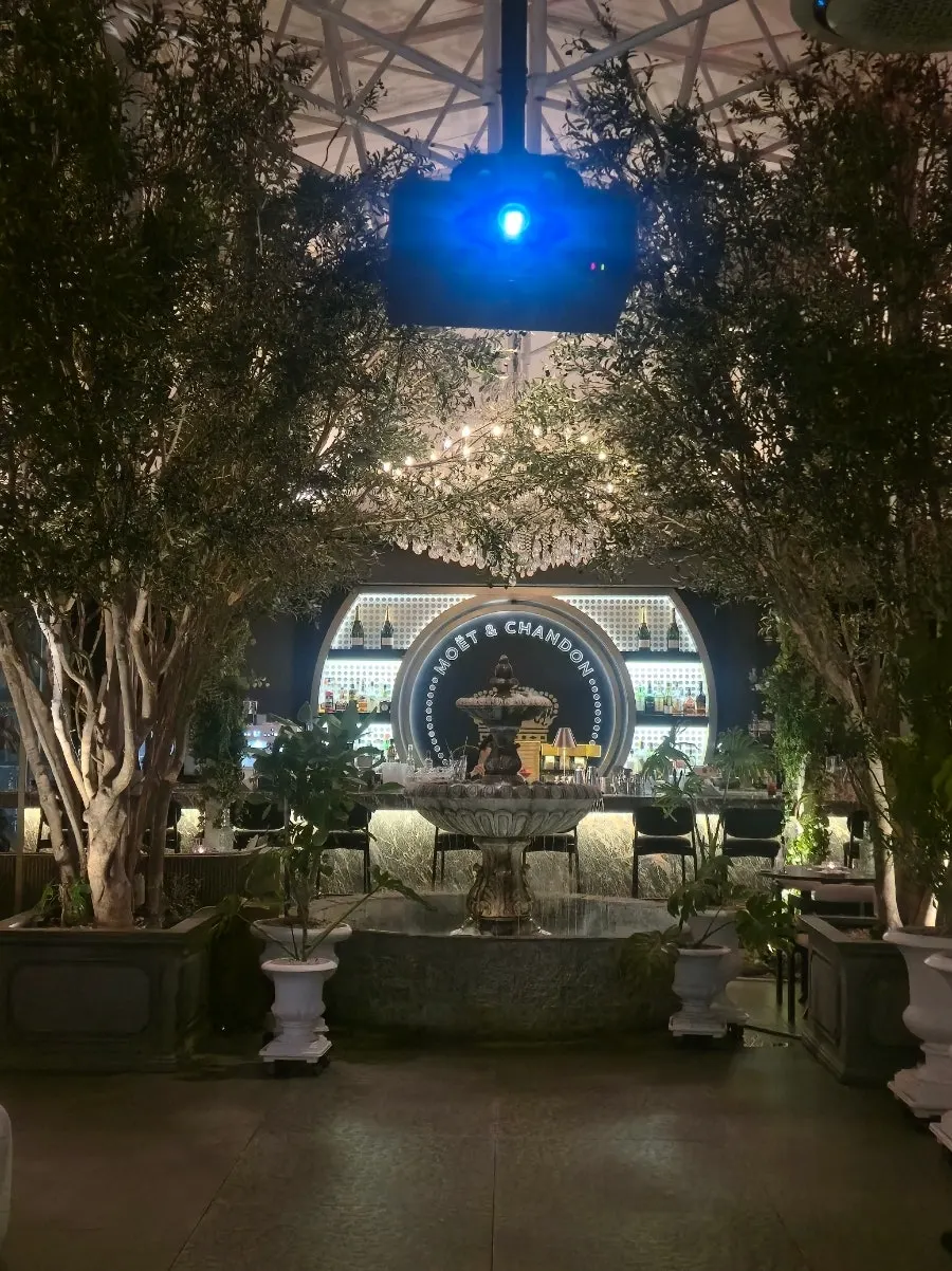 Interior atmosphere of People the Terrace
