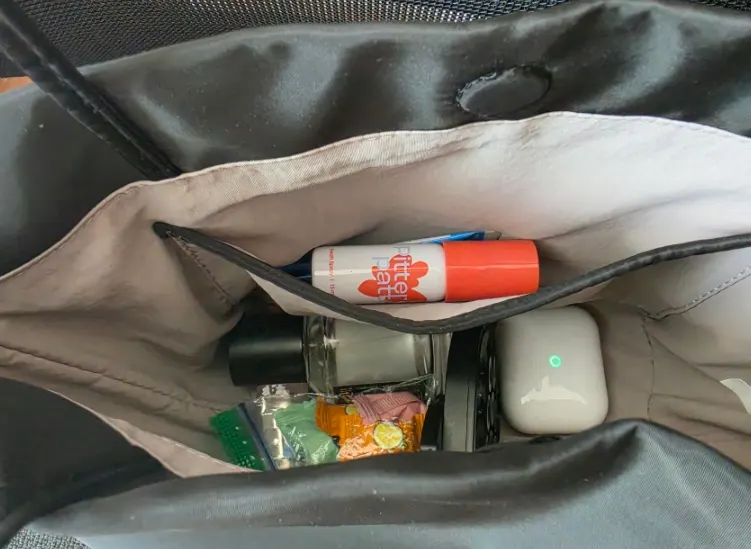 Using the portable oral spray in daily life