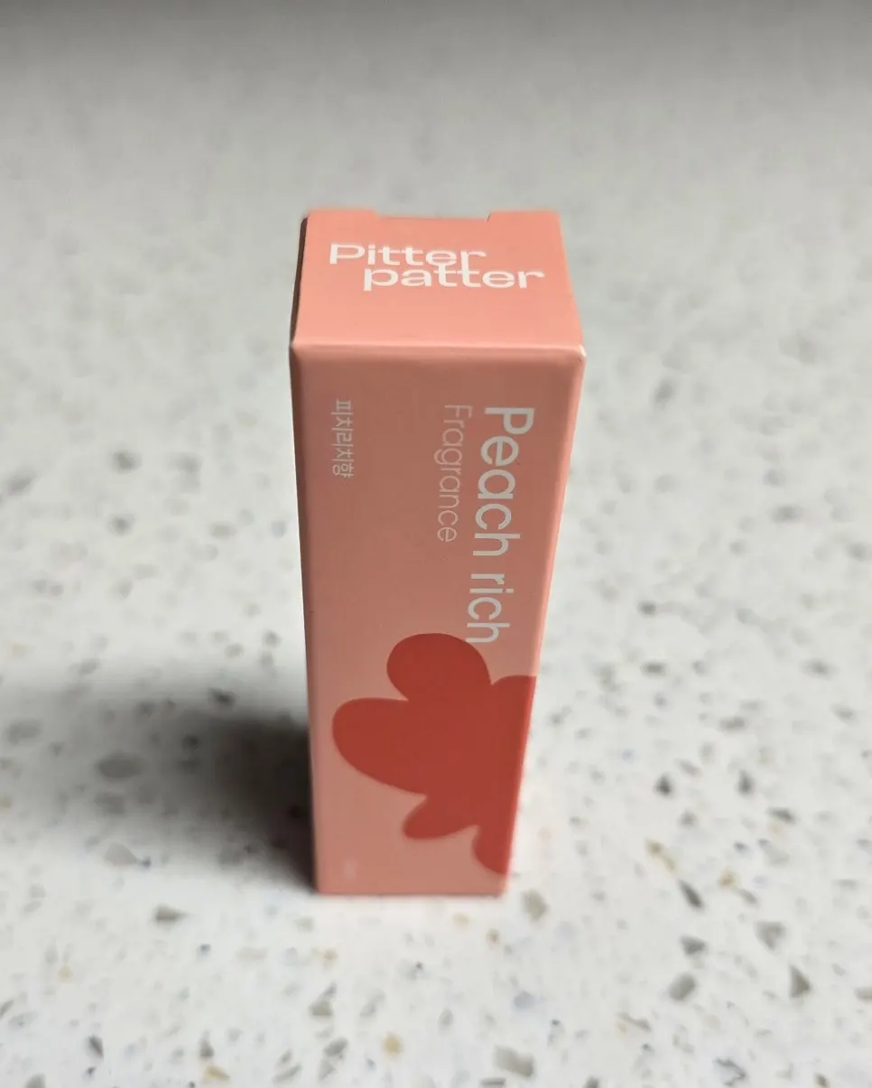 Peter Ferret mouth spray standing upright
