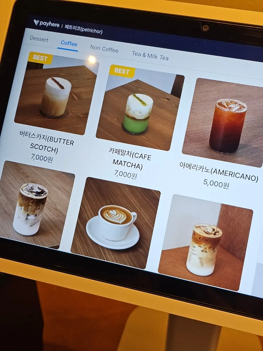A table with the tablet ordering screen