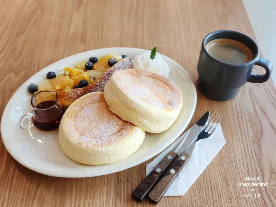 Freshly baked fruit soufflé on a plate