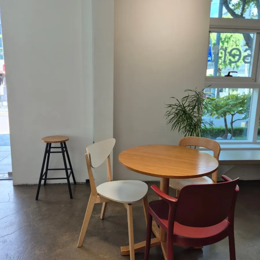 Calm seating area at Petrico that's good for getting work done