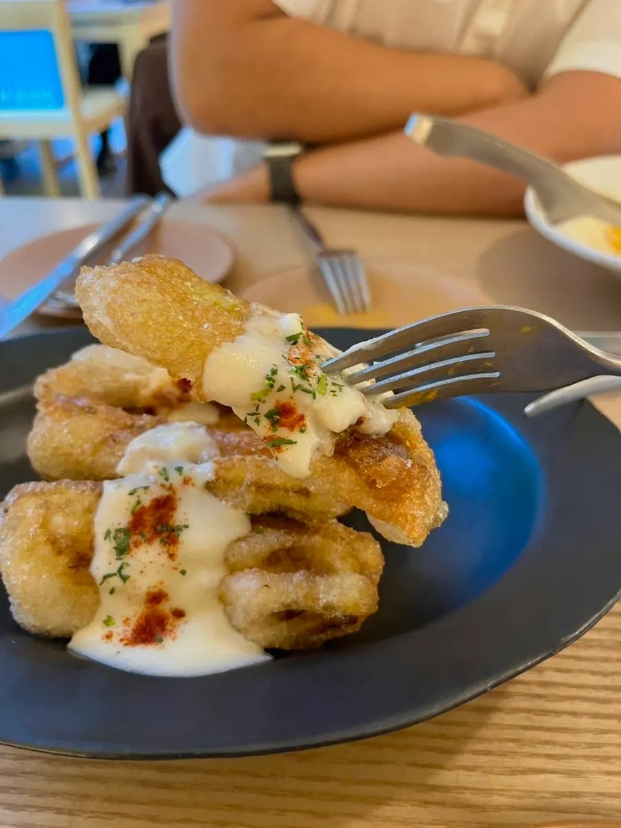 Crispy-outside, tender-inside eggplant fritter