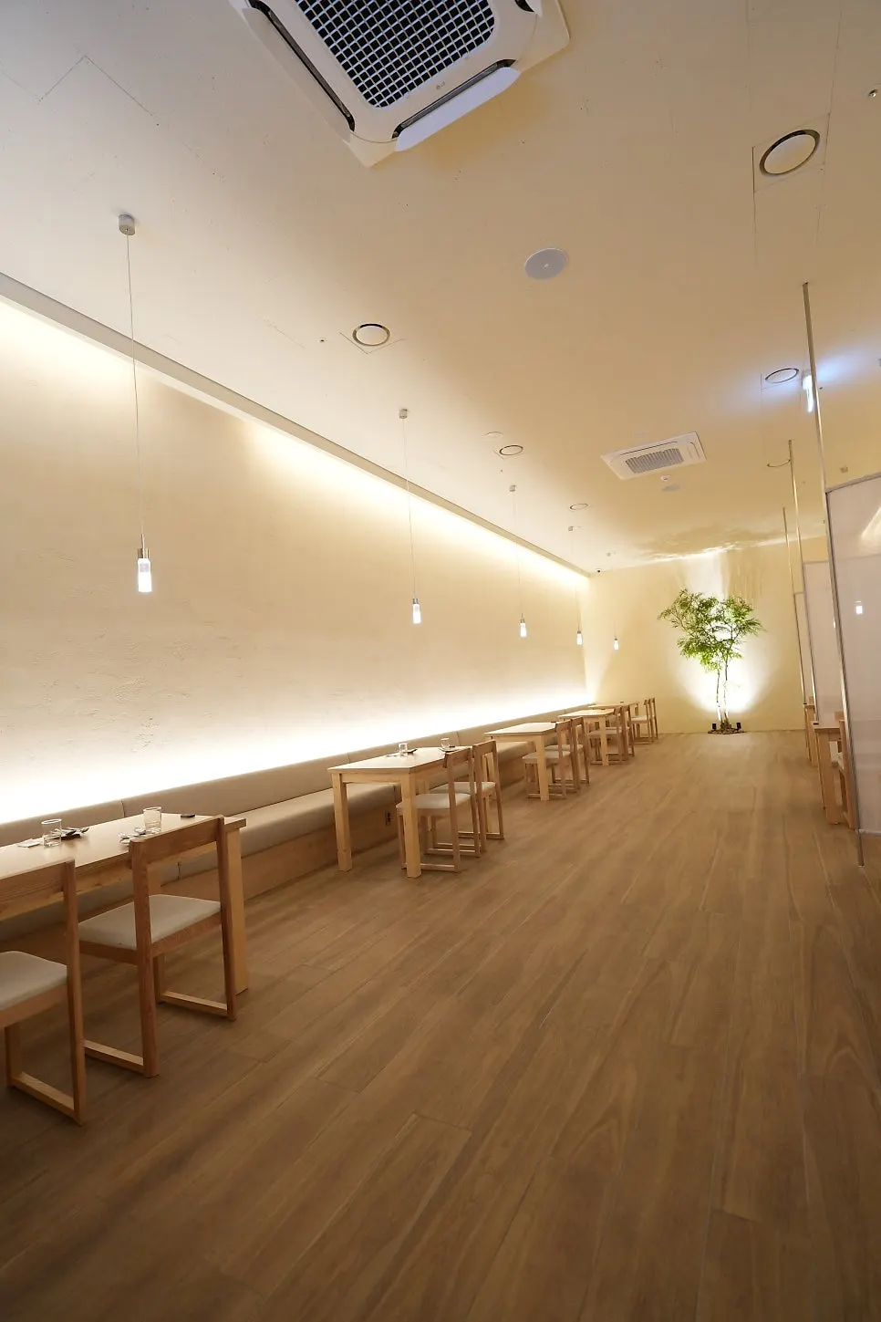 Widely spaced tables and seating at Pyu Euljiro