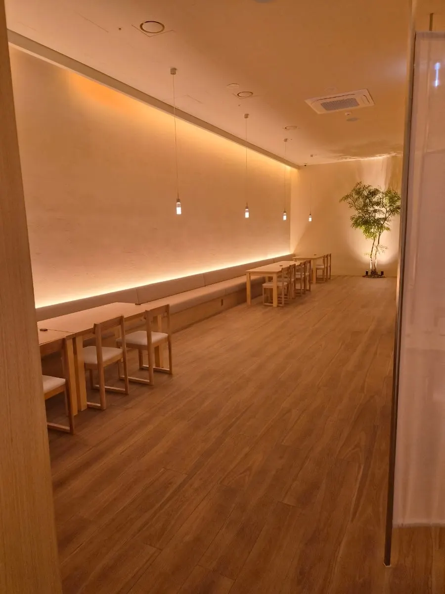 Interior and lighting of Pyu Euljiro