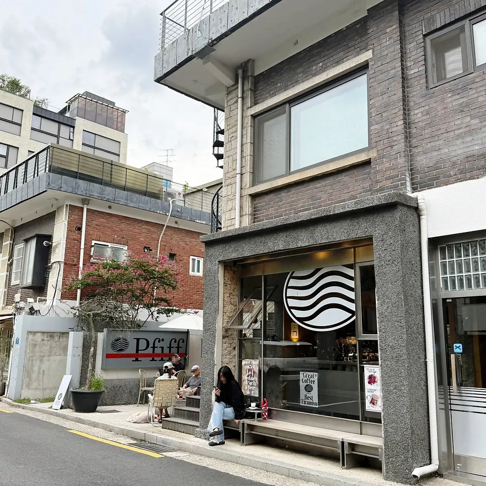 View of the café street on the residential lane off Seongmisan-ro 29-gil