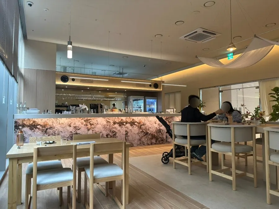 Full view of the 70-pyeong interior at Pyu Euljiro