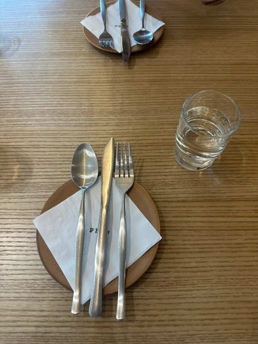 Sign for a free glass of wine with a review event