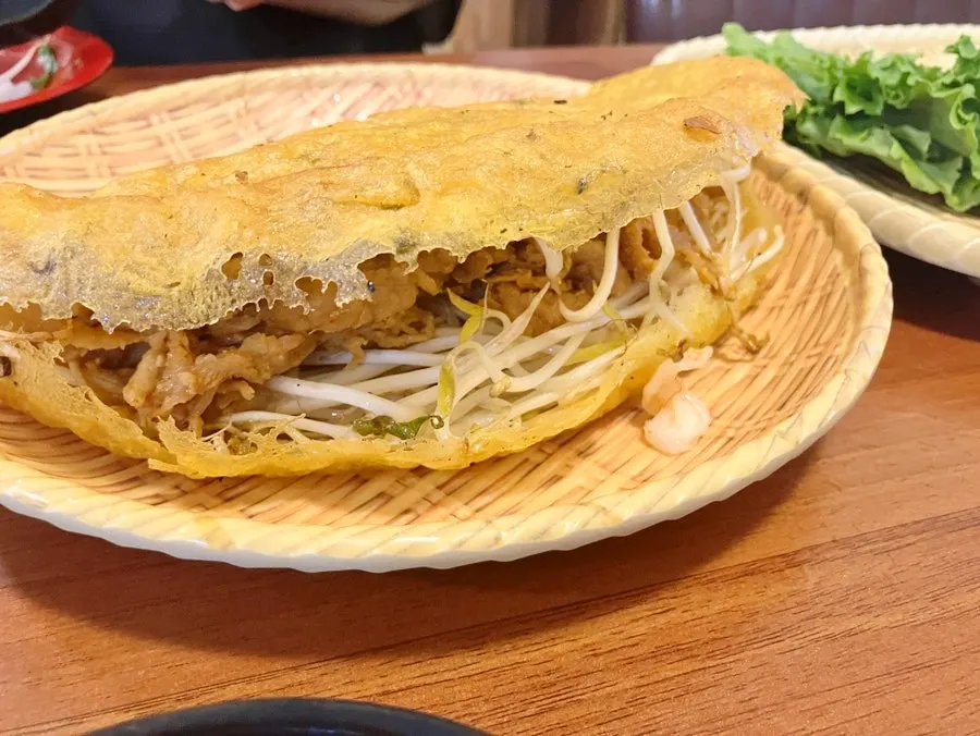 겉이 바삭한 포담 반세오