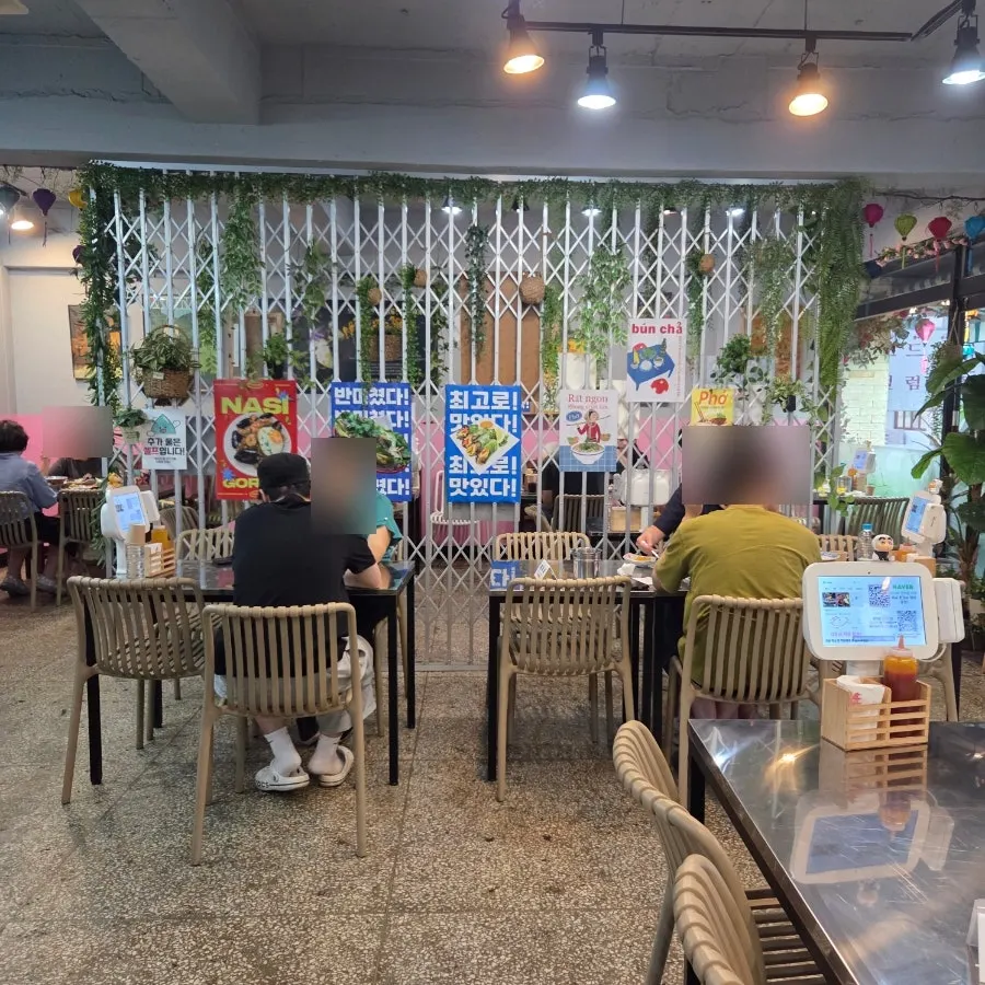 깔끔하고 아늑한 포위치 내부 좌석