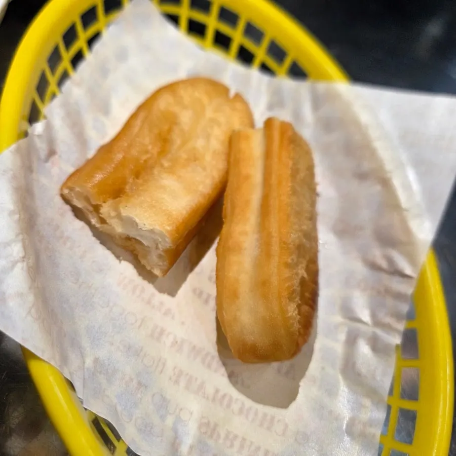 면을 건져 올린 포위치 쌀국수