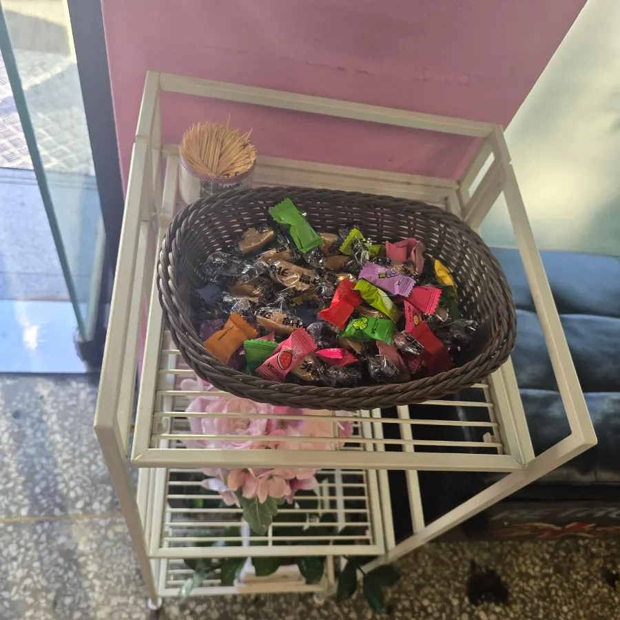 입가심용 사탕과 카라멜