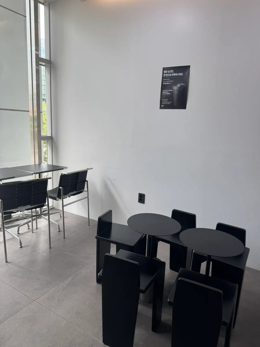 Café seating with black-toned interior