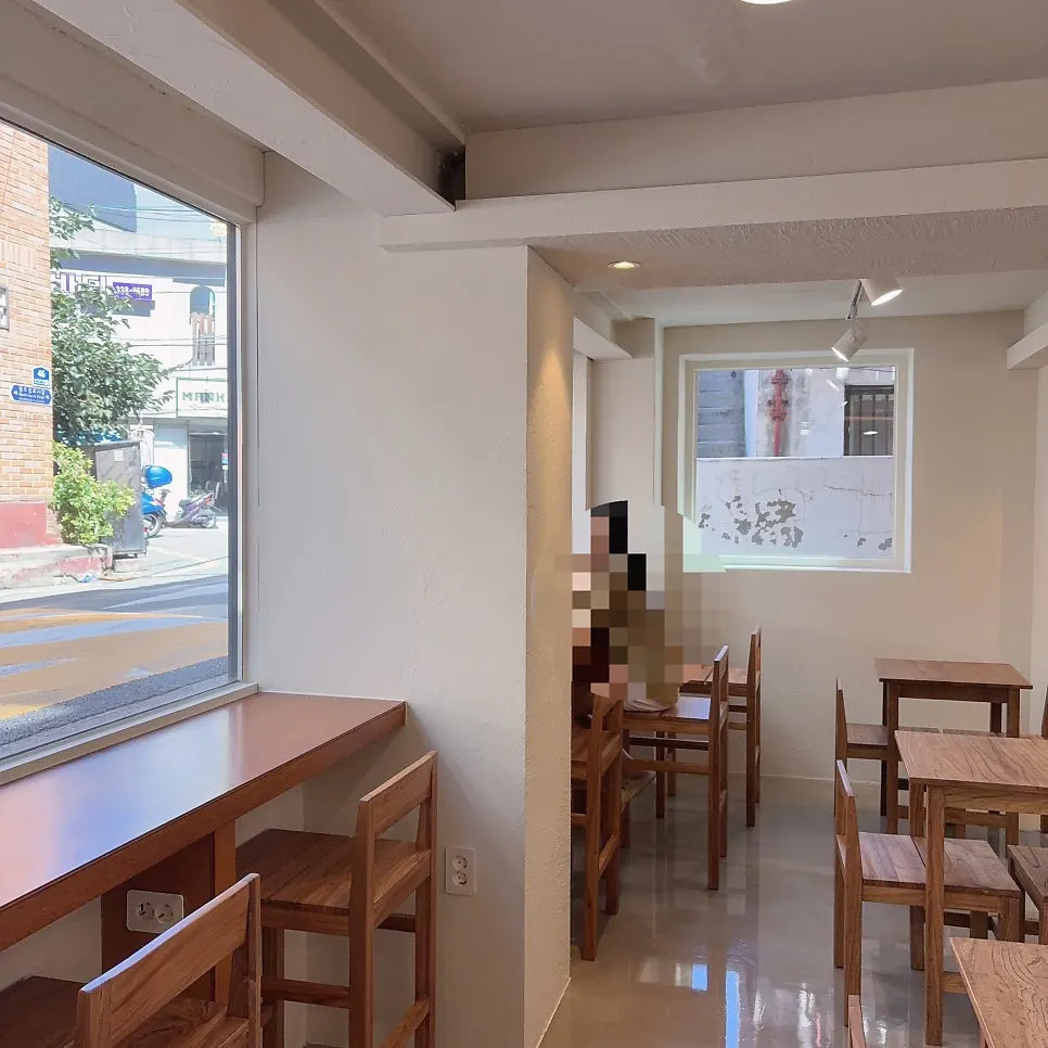 픽트로스터리 망원점 입구 모습