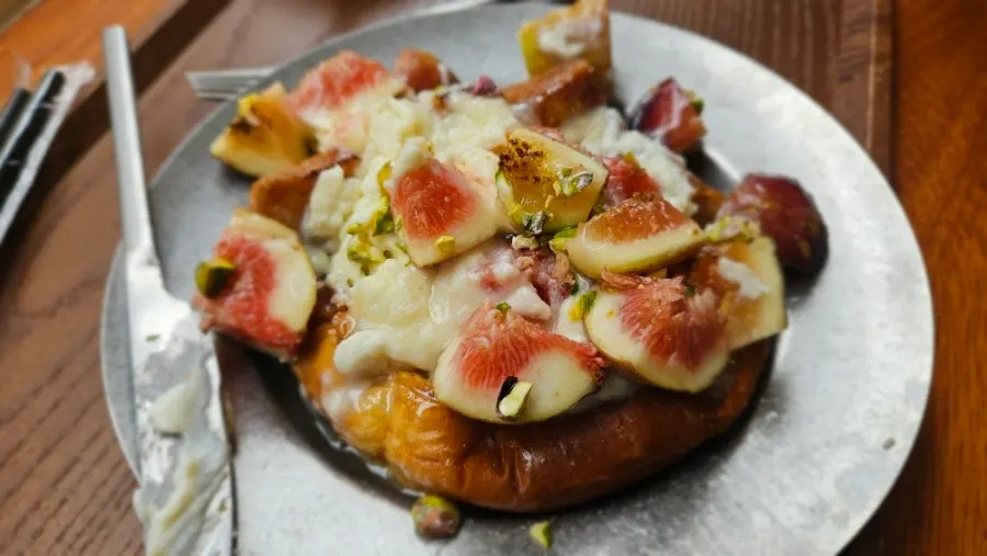 Close-up of the fig French toast