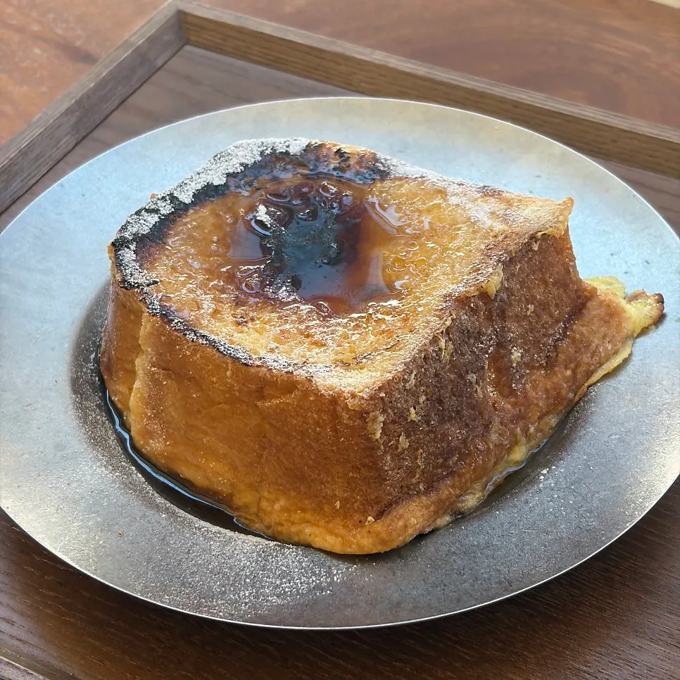 프렌치토스트 브릴레 표면 클로즈업