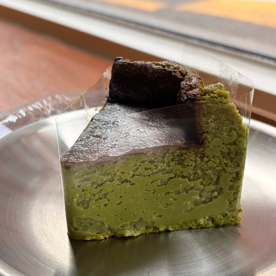 Matcha Basque cheesecake with iced americano